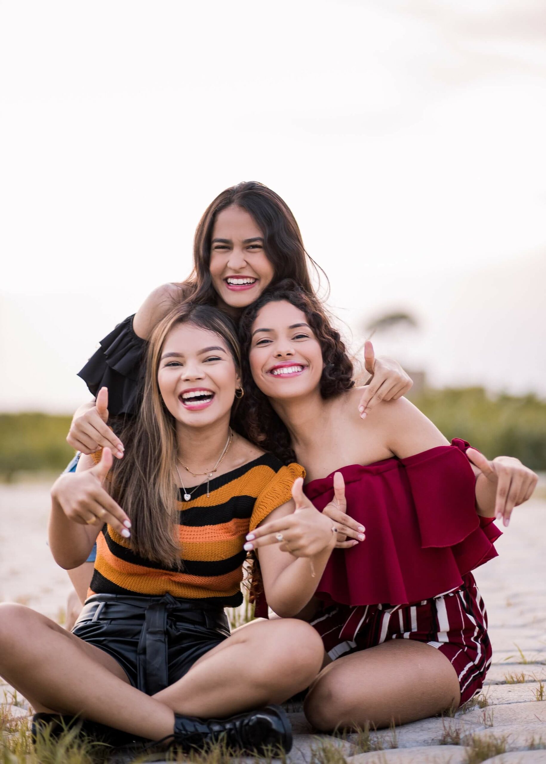 Three Young Women Posing For A Photo Background, Trio Picture Ideas, Trio,  Three Background Image And Wallpaper for Free Download