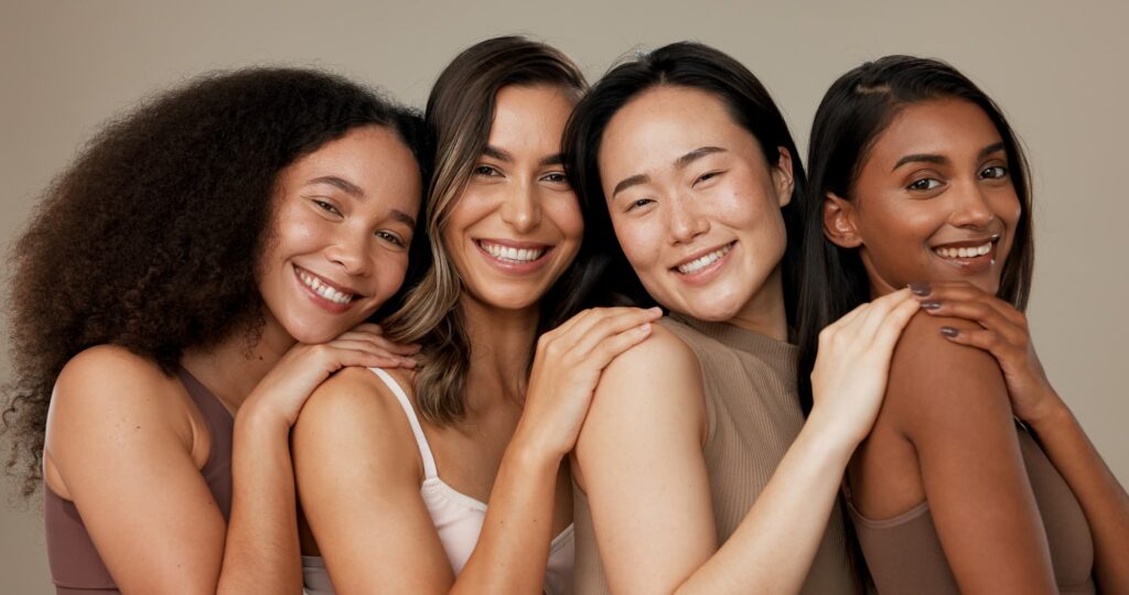 group of AAPI women